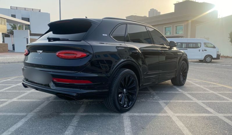 
								Bentley Bentayga full									