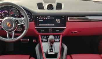 
									Porsche Cayenne GTS full								