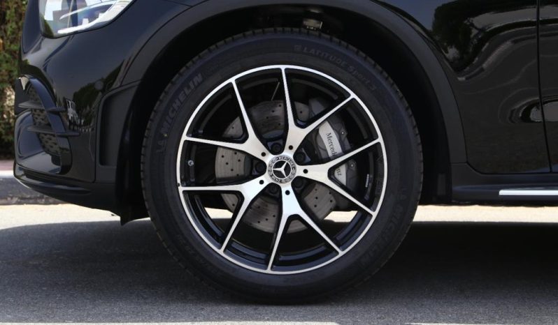 
								Mercedes Benz GLC 200 full									