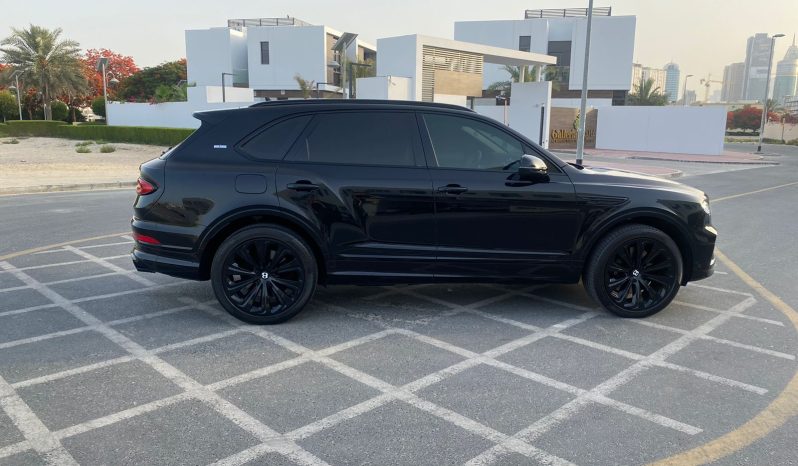 
								Bentley Bentayga full									