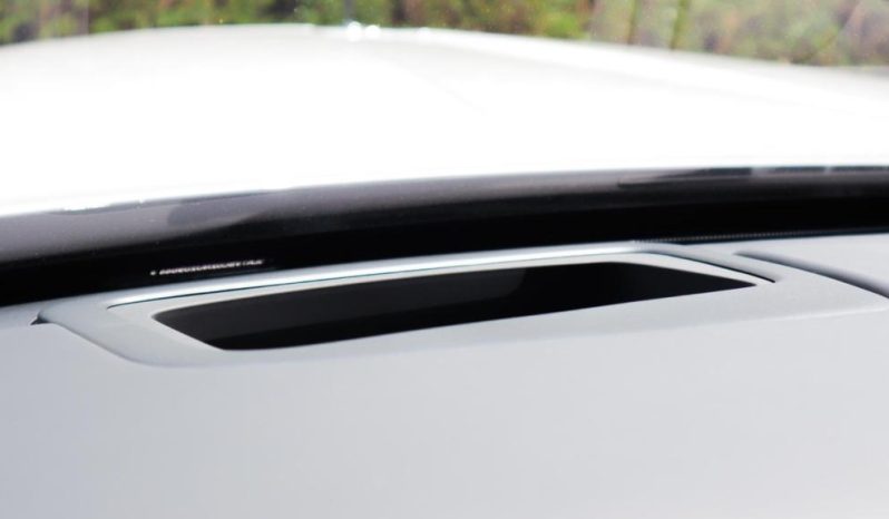 
								Rolls Royce Cullinan Black Badge full									