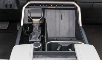 
									Toyota Tundra CrewMax full								