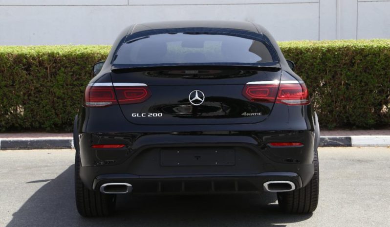 
								Mercedes Benz GLC 200 full									