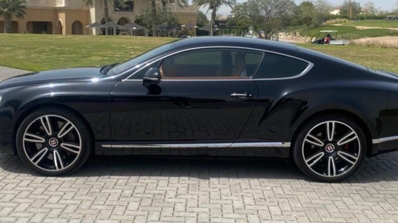 
								Bentley Mulliner V8 full									