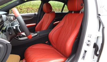 
									Mercedes Benz E200 full								